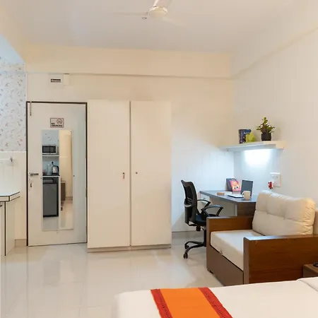 Bauhinia Bed & Breakfast Pune Exterior photo